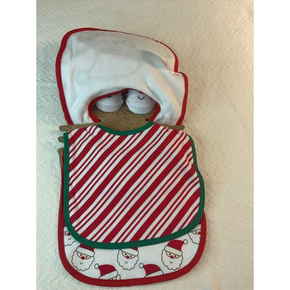 Baby Essentials My First Christmas Bib‎ Socks Gift Set 0-6 Months Holiday